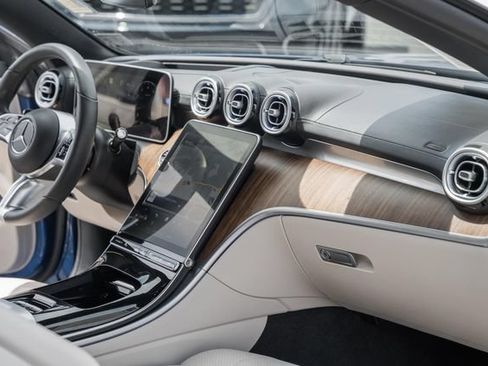 Used 2024 Mercedes-Benz CLE 300 4MATIC Cabriolet image 24