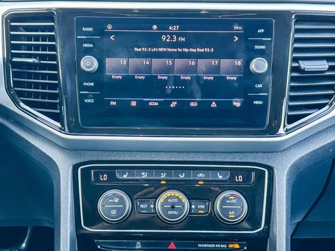 Used 2022 Volkswagen Atlas SE w/ Panoramic Sunroof Package FWD image 15