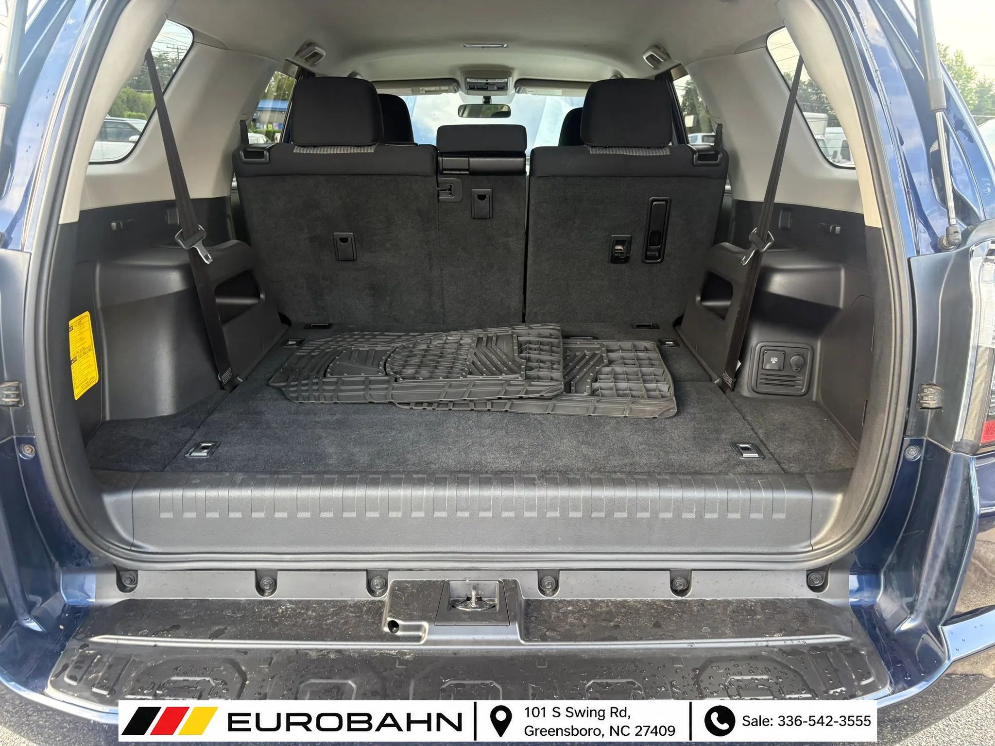 Used 2015 Toyota 4Runner SR5 AWD/4WD image 35