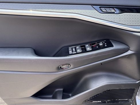 New 2025 Jeep Wagoneer S Limited image 13