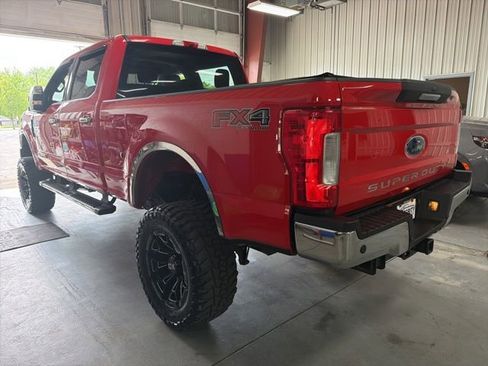 Used 2019 Ford F350 XLT w/ XLT Premium Package AWD/4WD image 5