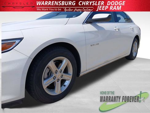 Used 2024 Chevrolet Malibu LT FWD image 34