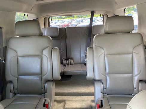 Used 2018 GMC Yukon SLT w/ Premium Edition AWD/4WD image 21