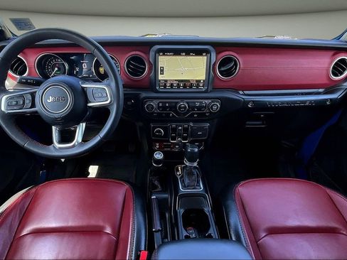 Used 2023 Jeep Wrangler Unlimited Rubicon 4xe AWD/4WD image 7