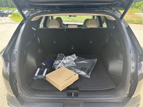 New 2025 Hyundai Tucson SEL image 18