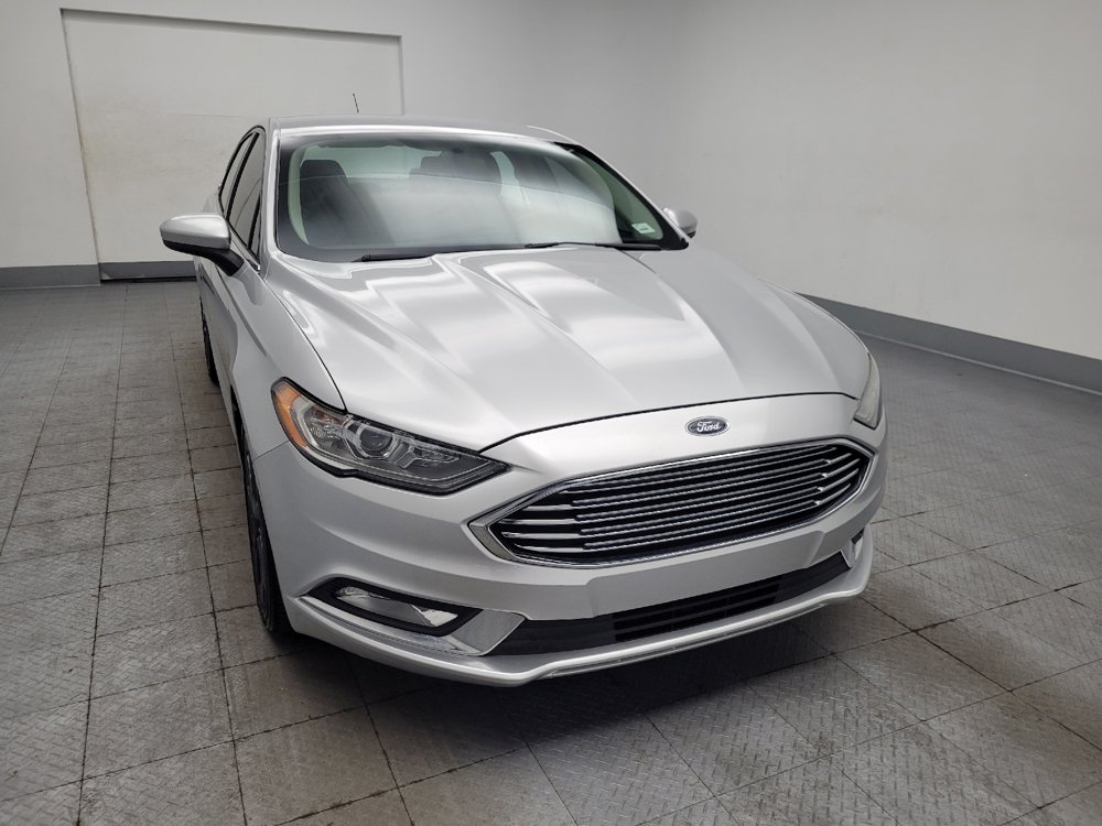 Used 2018 Ford Fusion SE w/ Equipment Group 201A FWD image 14