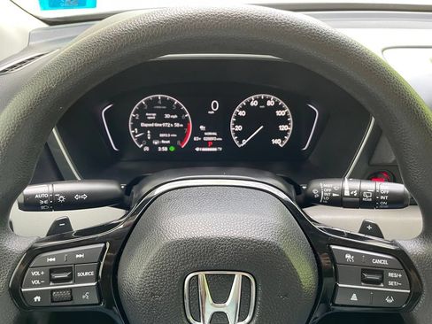 Certified 2023 Honda Pilot LX image 15