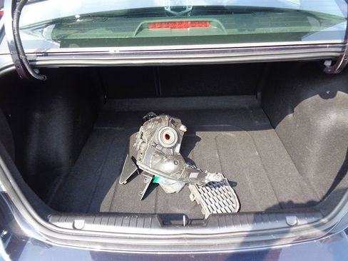 Used 2014 Chevrolet Cruze LT image 12