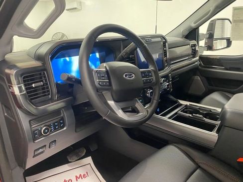 New 2025 Ford F250 Lariat w/ Black Appearance Package image 15