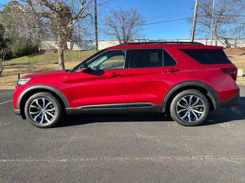 New 2026 Ford Explorer ST-Line w/ Premium Package image 25
