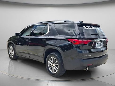 Used 2023 Chevrolet Traverse LT FWD image 7
