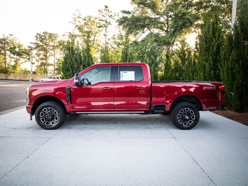 Used 2026 Ford F250 Platinum AWD/4WD image 7