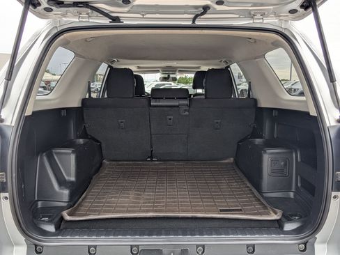 Used 2013 Toyota 4Runner SR5 w/ Convenience Pkg AWD/4WD image 31