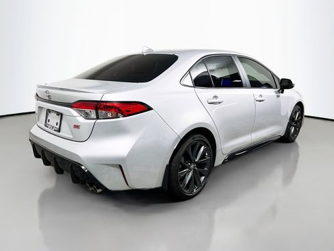 Used 2025 Toyota Corolla SE image 4