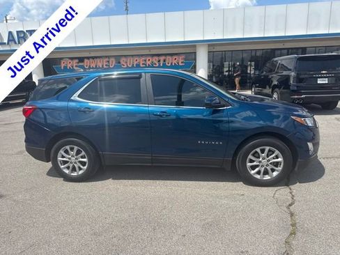 Used 2021 Chevrolet Equinox LT FWD image 2