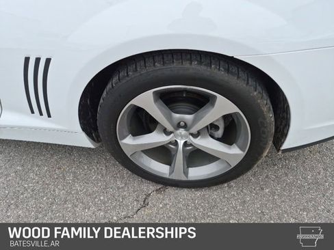 Used 2015 Chevrolet Camaro LT w/ Commemorative Special Edition image 10