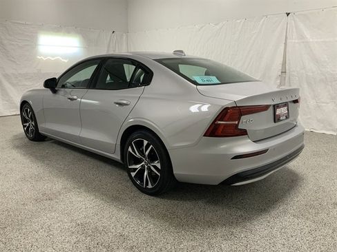 Used 2023 Volvo S60 B5 Core AWD/4WD image 6