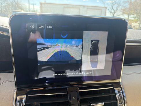 Used 2019 Lincoln Navigator L Reserve image 15