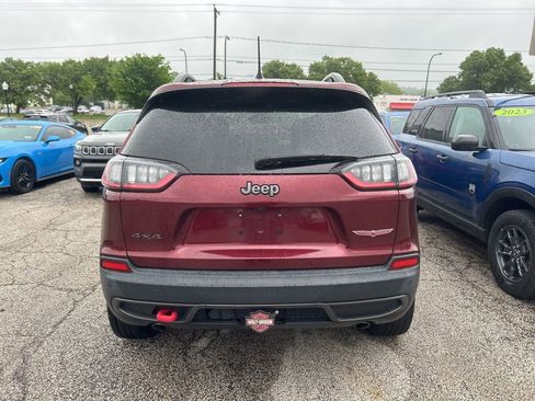 Used 2019 Jeep Cherokee Trailhawk w/ Cold Weather Group AWD/4WD image 9