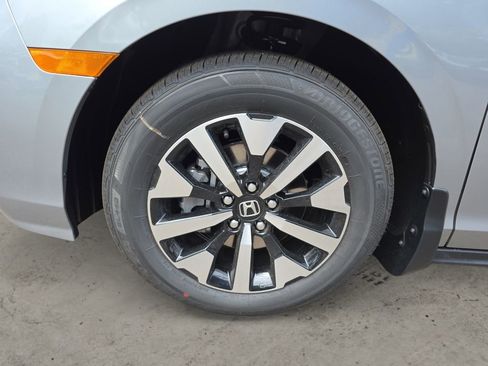 New 2026 Honda Odyssey EX-L image 14