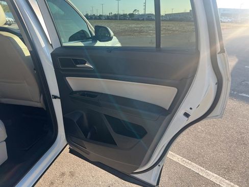 Used 2018 Volkswagen Atlas SEL image 43