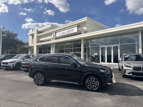 Certified 2025 BMW X1 xDrive28i w/ Technology Package image 1