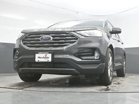 Used 2019 Ford Edge Titanium w/ Cold Weather Package AWD/4WD image 30