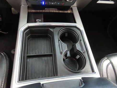 Used 2019 Ford F450 Lariat w/ Lariat Ultimate Package image 24