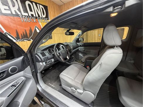 Used 2012 Toyota Tacoma 4x4 Access Cab w/ SR5 Pkg image 14
