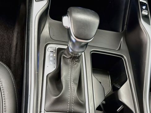 Used 2023 Kia Sorento S AWD/4WD image 25