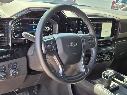 Certified 2024 Chevrolet Silverado 1500 ZR2 w/ Technology Package AWD/4WD image 18