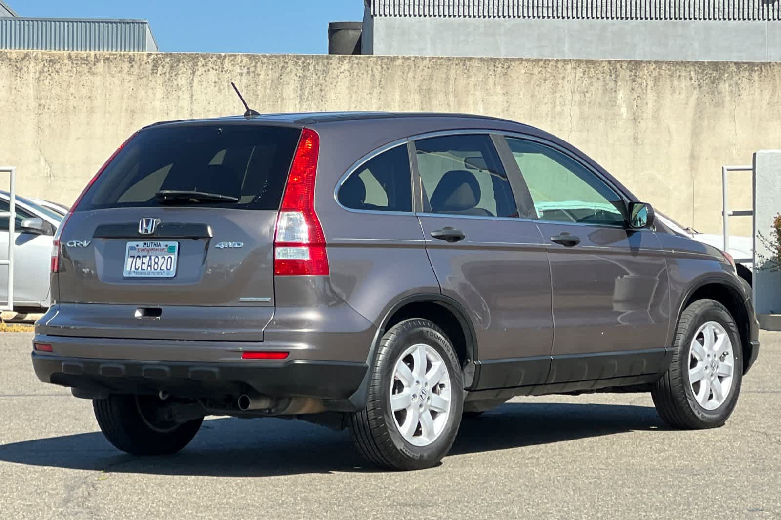 Used 2011 Honda CR-V SE image 2