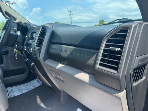 Used 2019 Ford F350 XL w/ Power Equipment Group AWD/4WD image 29