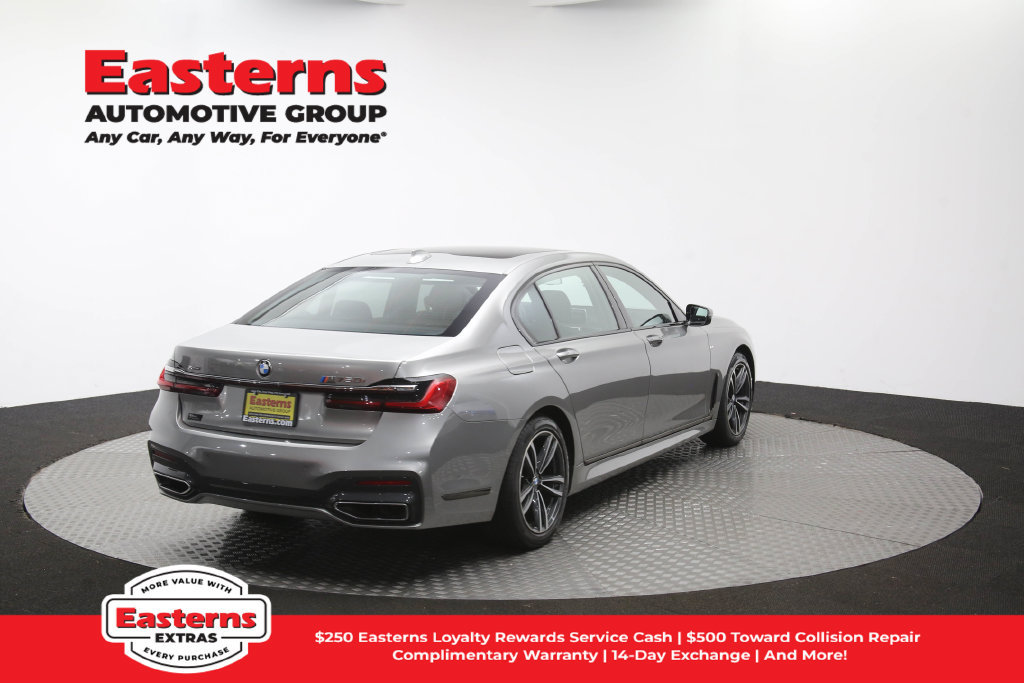 Used 2020 BMW 750i xDrive w/ Executive Package AWD/4WD image 45