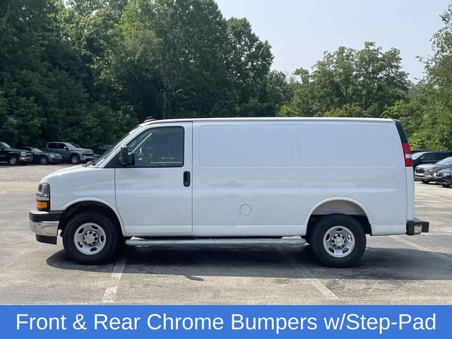 Used 2025 Chevrolet Express 2500 w/ Driver Convenience Package RWD image 6