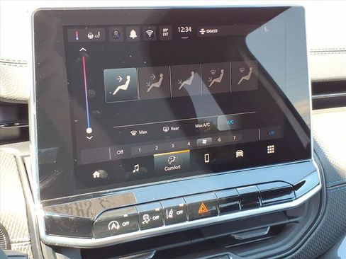 New 2026 Jeep Compass Latitude AWD/4WD image 29
