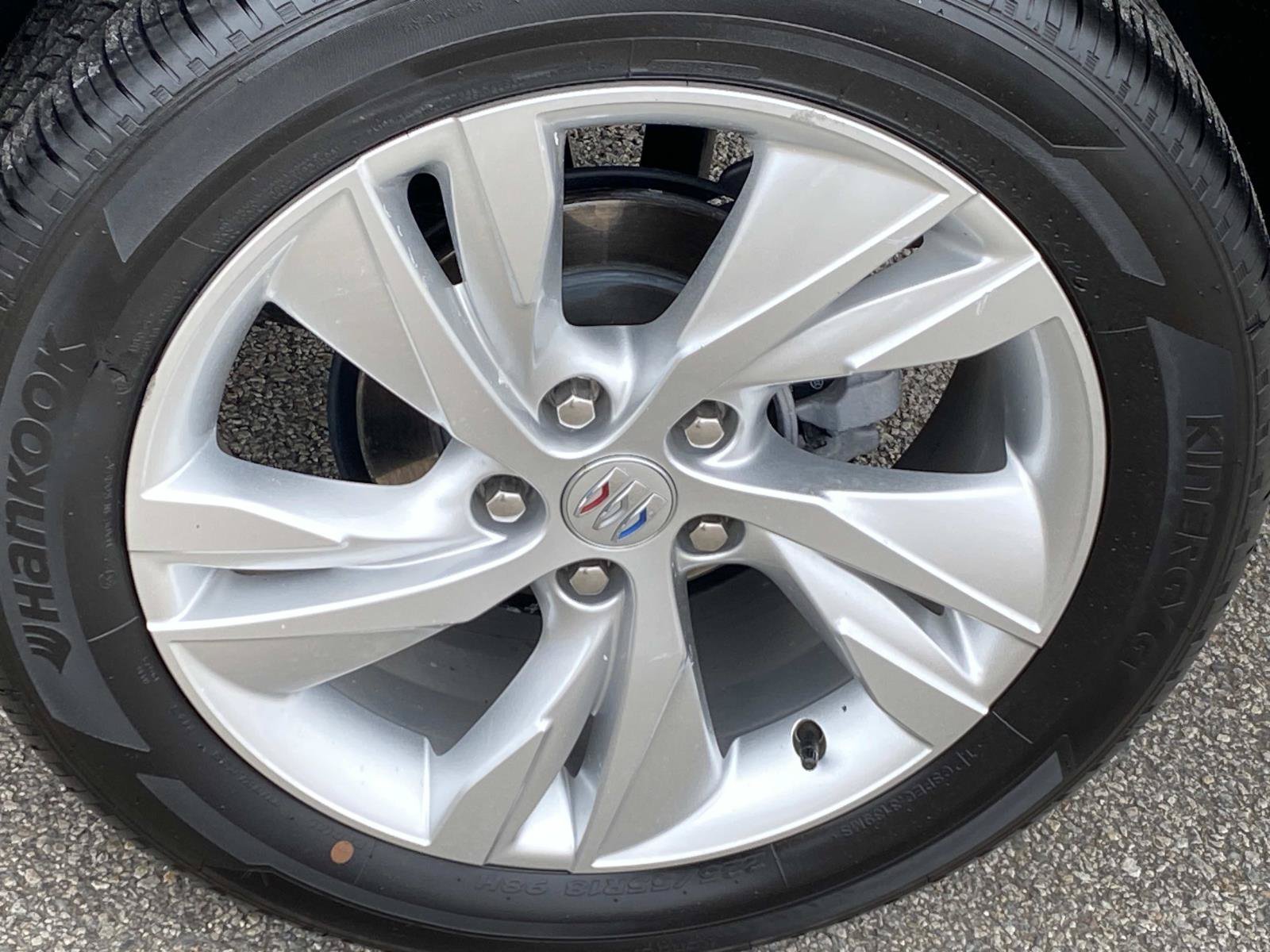 Used 2025 Buick Encore GX Preferred AWD/4WD image 26
