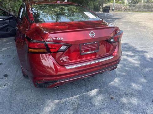 Used 2020 Nissan Altima 2.5 SV FWD image 34