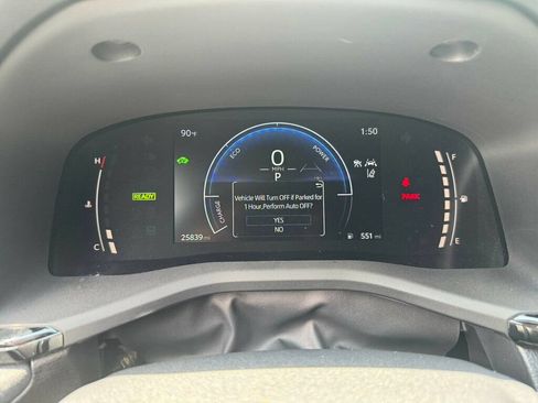 Used 2025 Toyota Camry LE w/ Convenience Package FWD image 4
