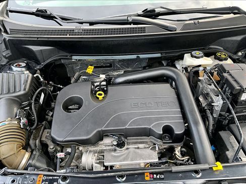 Used 2023 Chevrolet Equinox LT image 30