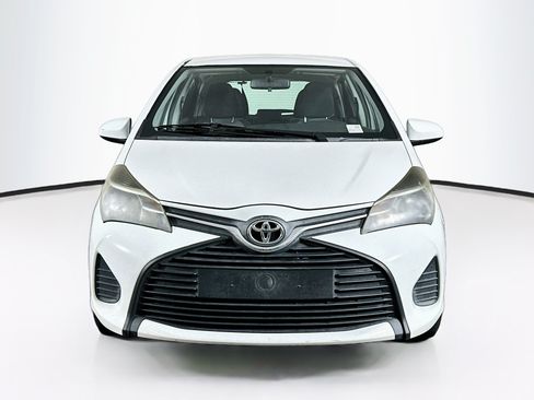 Used 2015 Toyota Yaris L FWD image 2