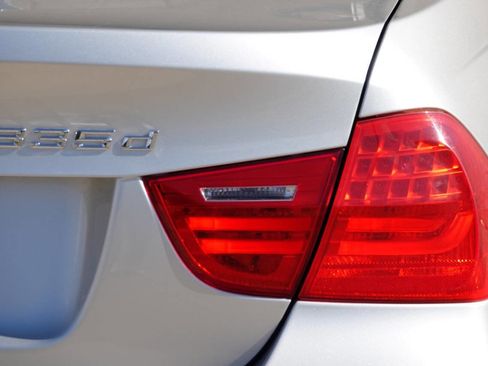 Used 2011 BMW 335d Sedan RWD image 44