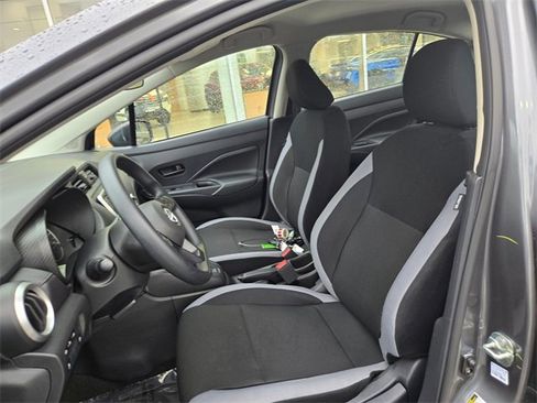 Used 2025 Nissan Versa S w/ Trunk Package image 21