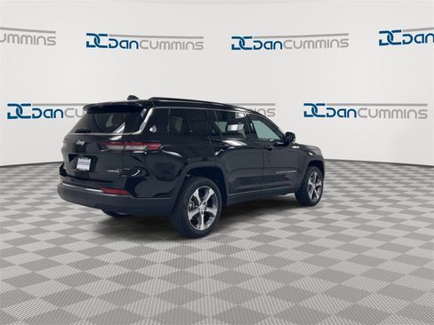 New 2025 Jeep Grand Cherokee L Limited w/ Luxury Tech Group II image 12