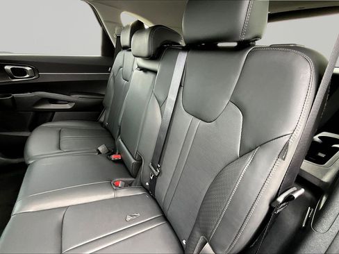 New 2026 Kia Sorento S FWD image 17