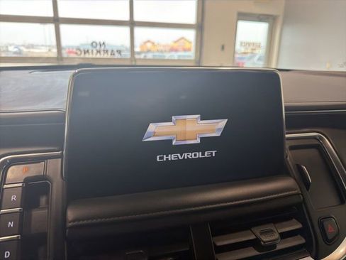 Used 2021 Chevrolet Tahoe LT w/ LT Signature Package image 27