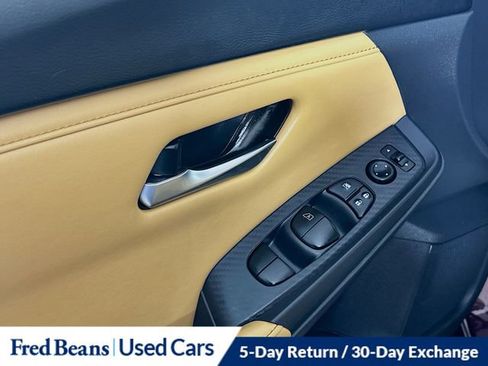 Used 2023 Nissan Sentra SV w/ SV Premium Package FWD image 37
