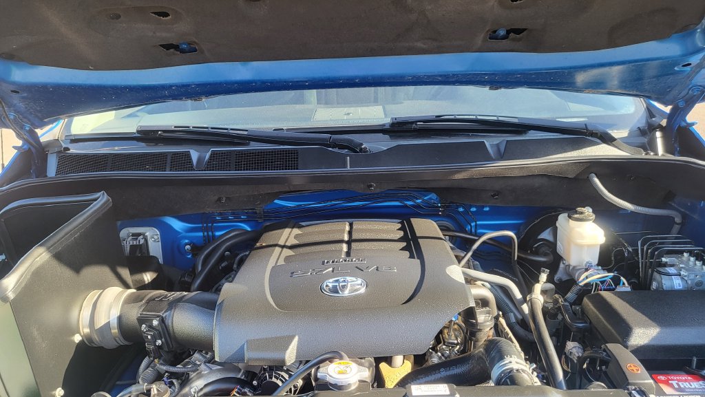 Used 2018 Toyota Tundra SR5 w/ SR5 Upgrade Package AWD/4WD image 40