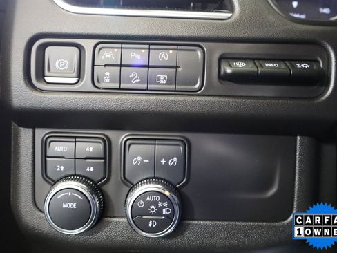 Used 2024 GMC Yukon AT4 w/ Technology Package image 32