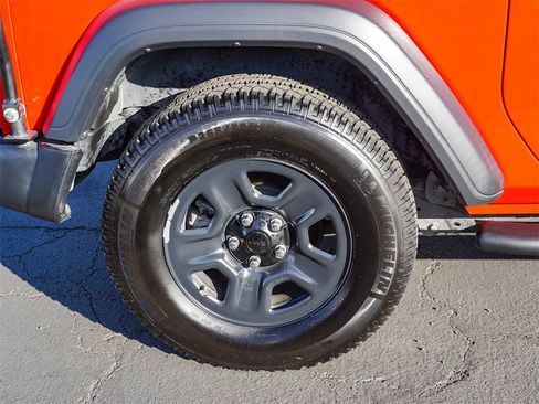 Used 2020 Jeep Wrangler Sport image 8